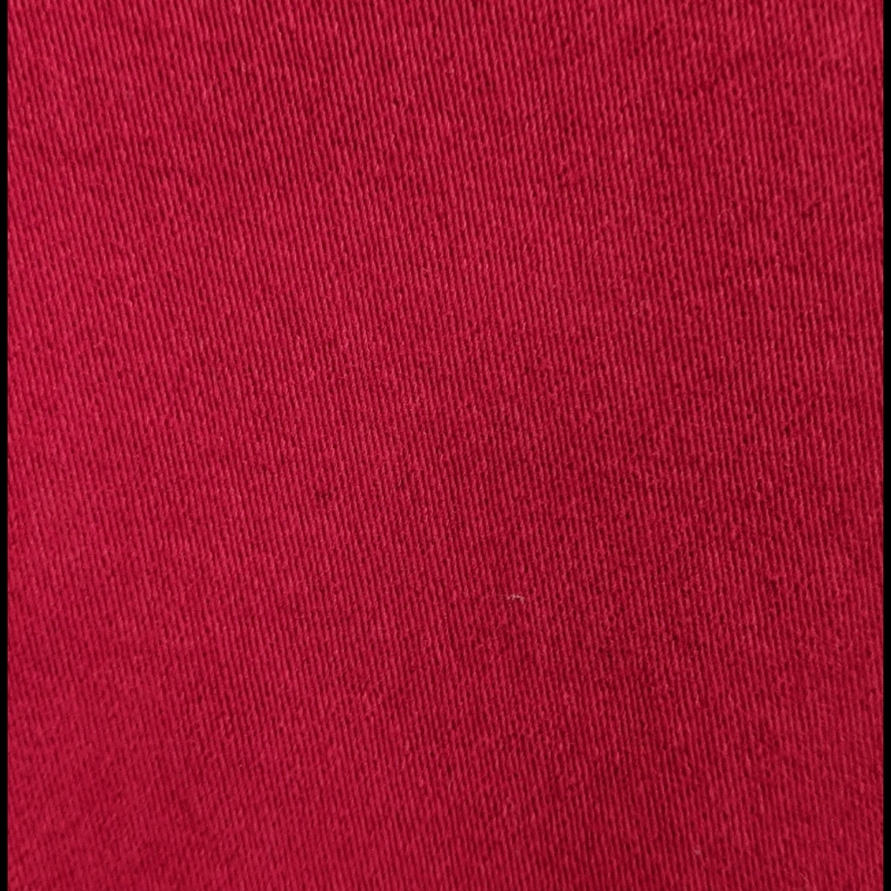Red pants - Picture 2 of 4